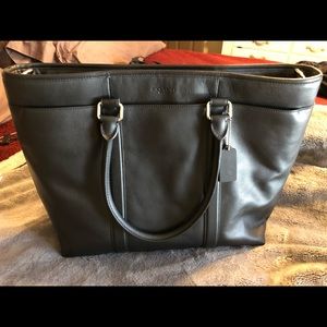 EUC Coach Large Leather Tote
